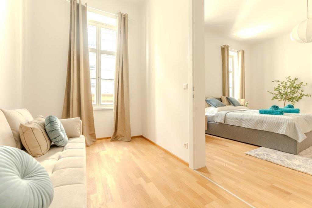Deluxe Apartments Near The Center Krems an der Donau Exterior foto
